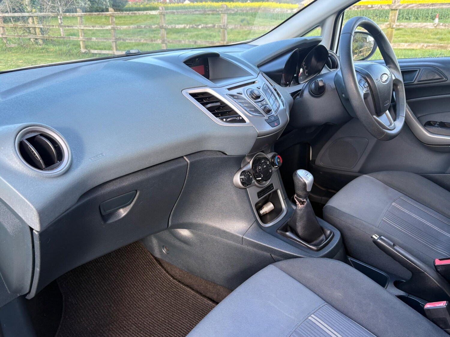 Used Ford Fiesta 2009 for sale - 78103103: Photo 12