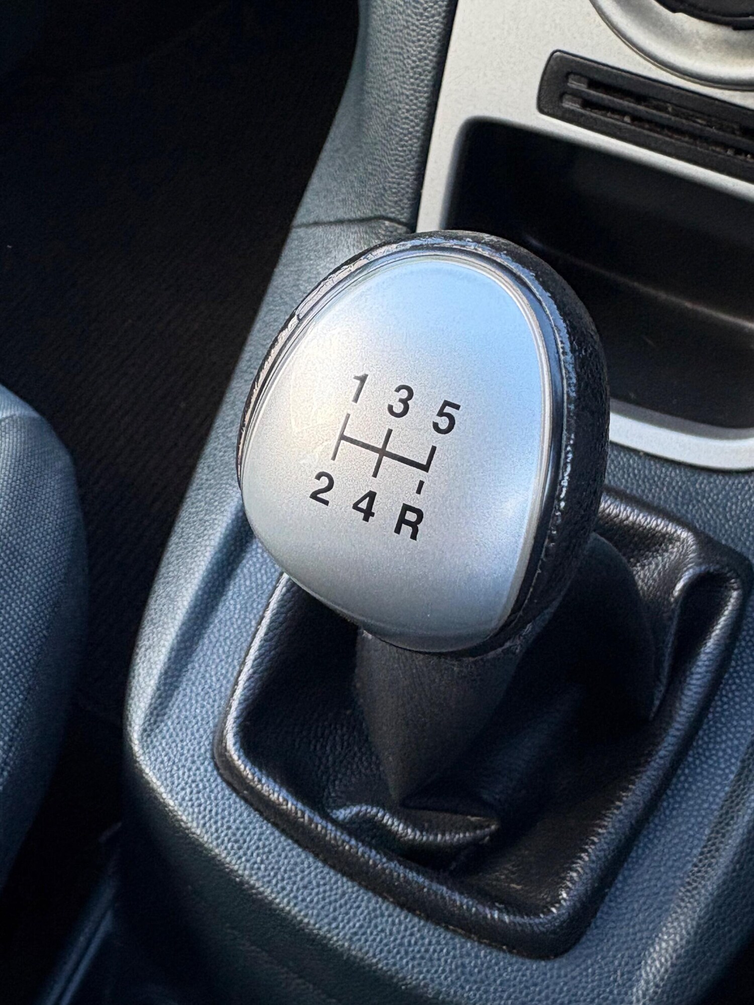 Used Ford Fiesta 2009 for sale - 78103103: Photo 18