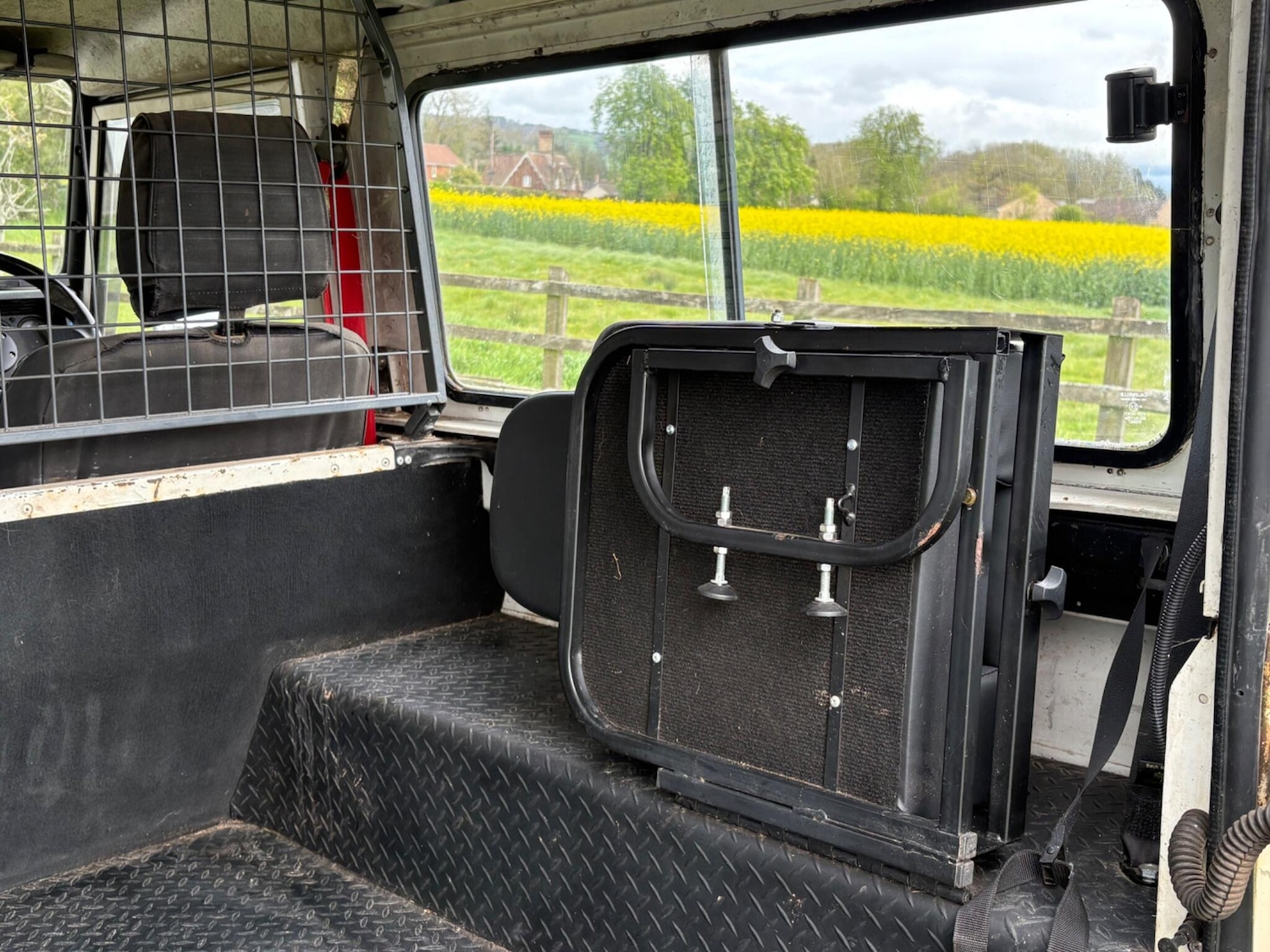 Used Land Rover Defender 90 1992 for sale - 78198237: Photo 18