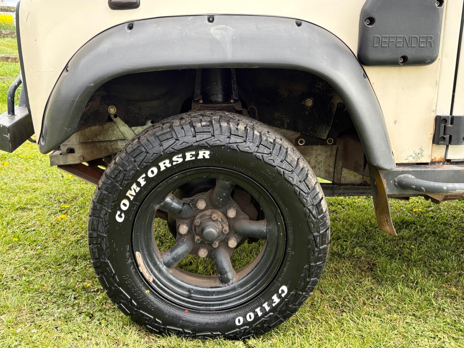 Used Land Rover Defender 90 1992 for sale - 78198237: Photo 9