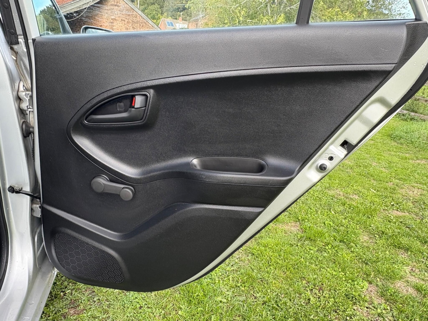 Used Kia Picanto 2017 for sale - 76514672: Photo 23