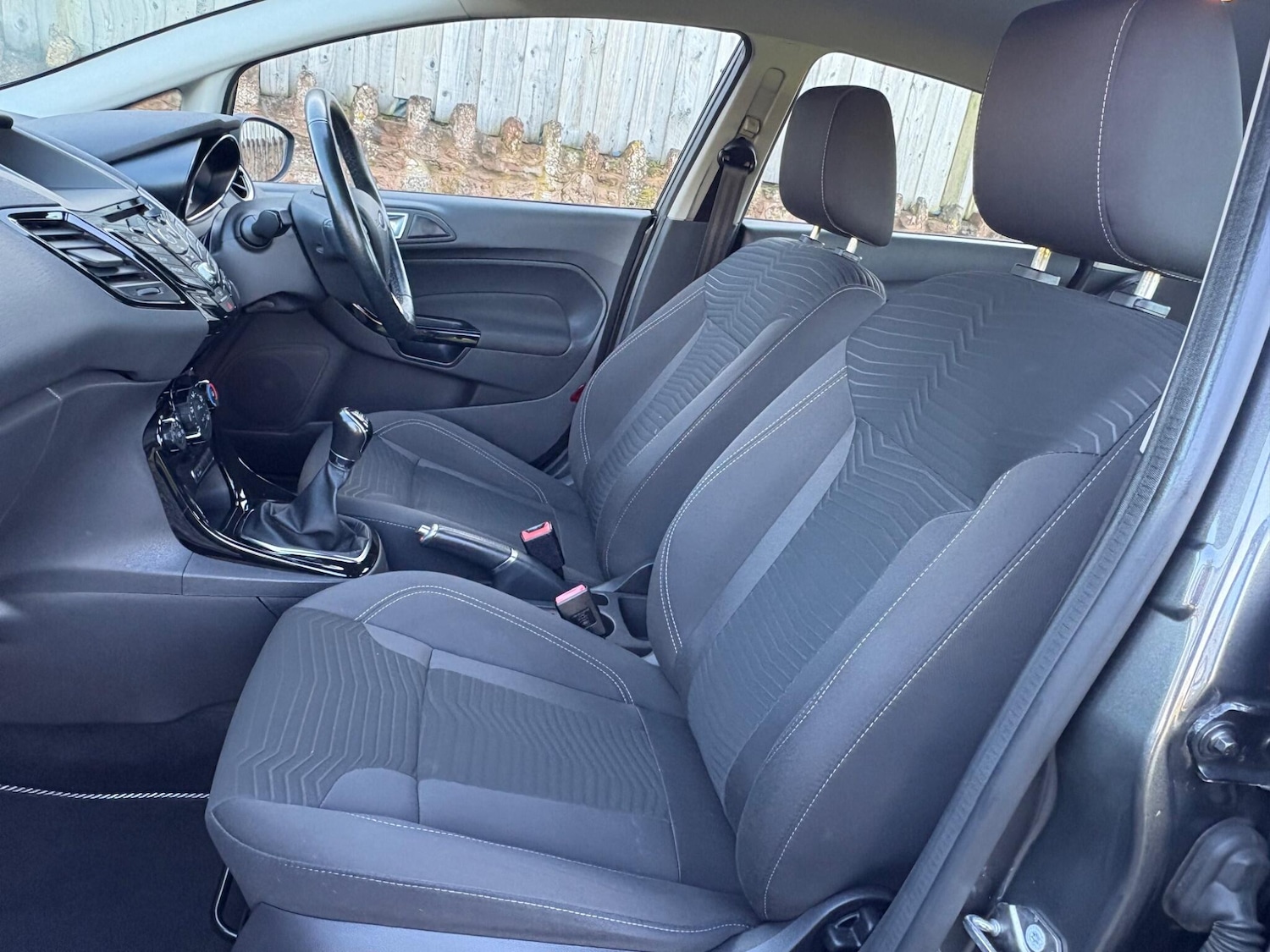 Used Ford Fiesta 2017 for sale - 76736814: Photo 13