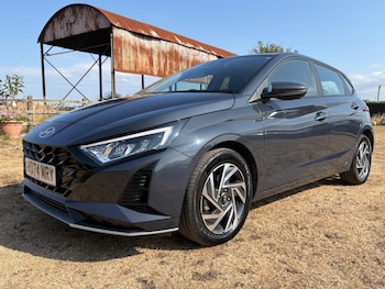 Used Hyundai i20 2024 for sale - 79363550: Photo