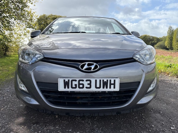 Used Hyundai i20 2013 for sale - 76176221: Photo 5
