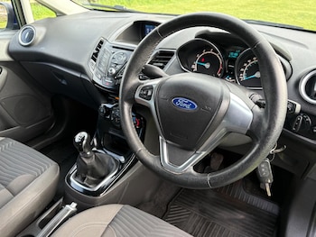 Used Ford Fiesta 2016 for sale - 78049907: Photo