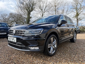 Used Volkswagen Tiguan 2017 for sale - 77442747: Photo
