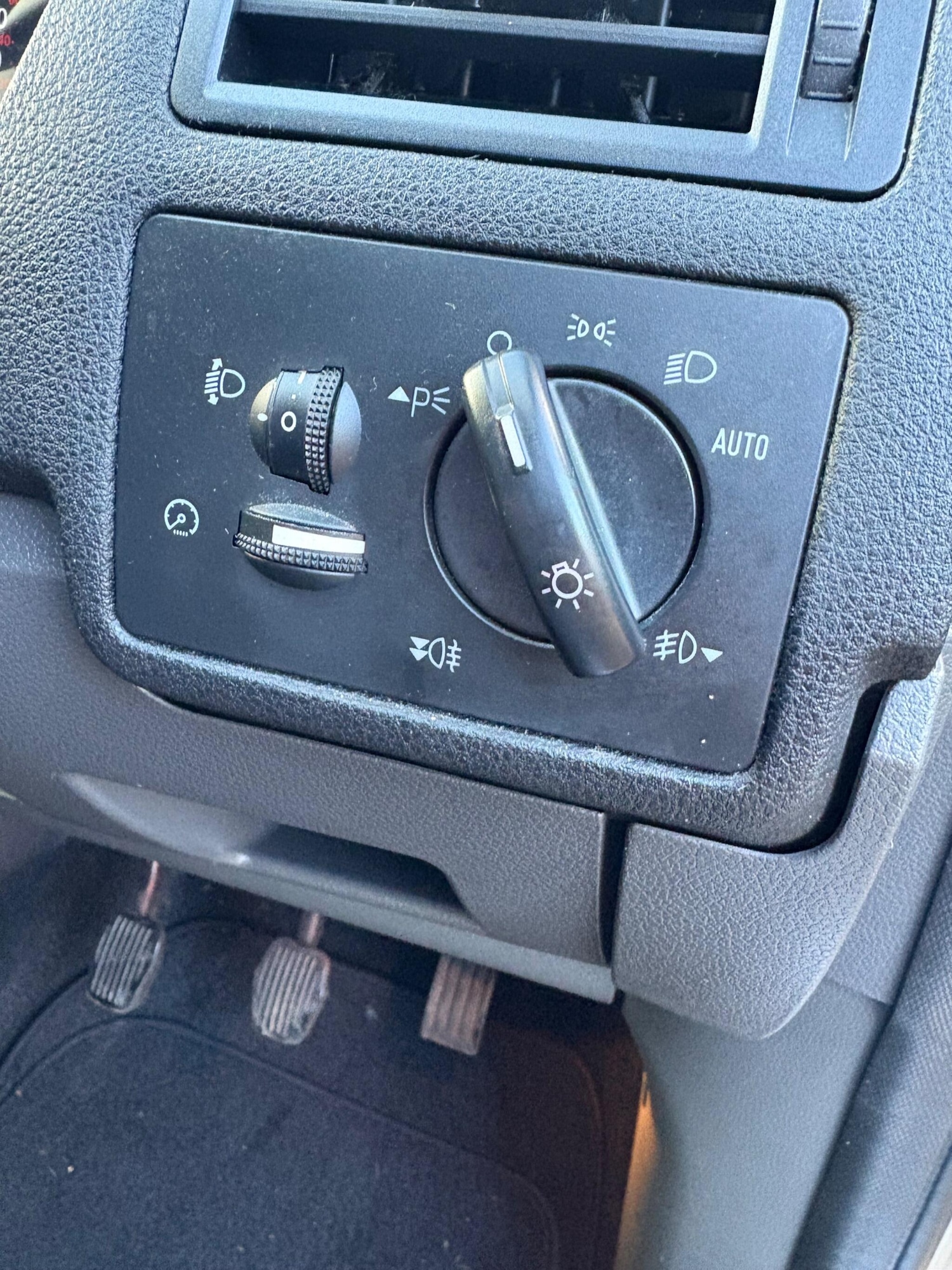 Used Ford Kuga 2012 for sale - 77031639: Photo 13