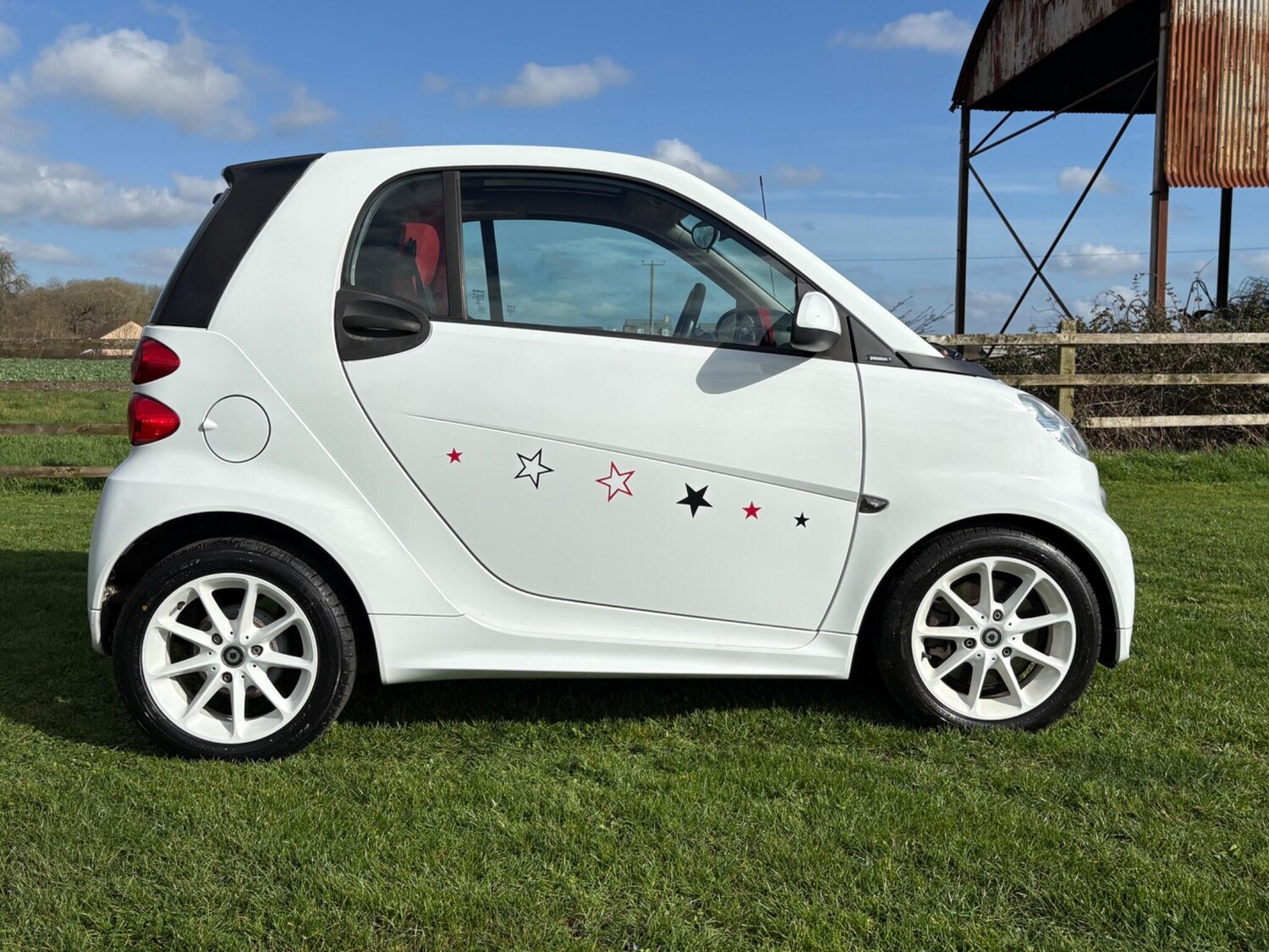 Used smart fortwo 2014 for sale - 77726242: Photo 12