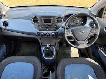 Used Hyundai i10 2015 for sale - 75365729: Photo