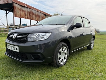 Used Dacia Sandero 2020 for sale - 77995200: Photo