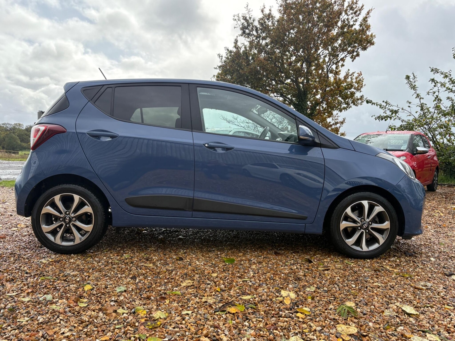 Used Hyundai i10 2017 for sale - 76361669: Photo 10