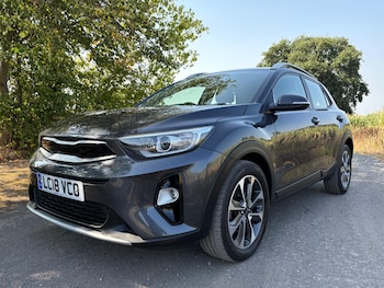 Used Kia Stonic 2018 for sale - 75610533: Photo