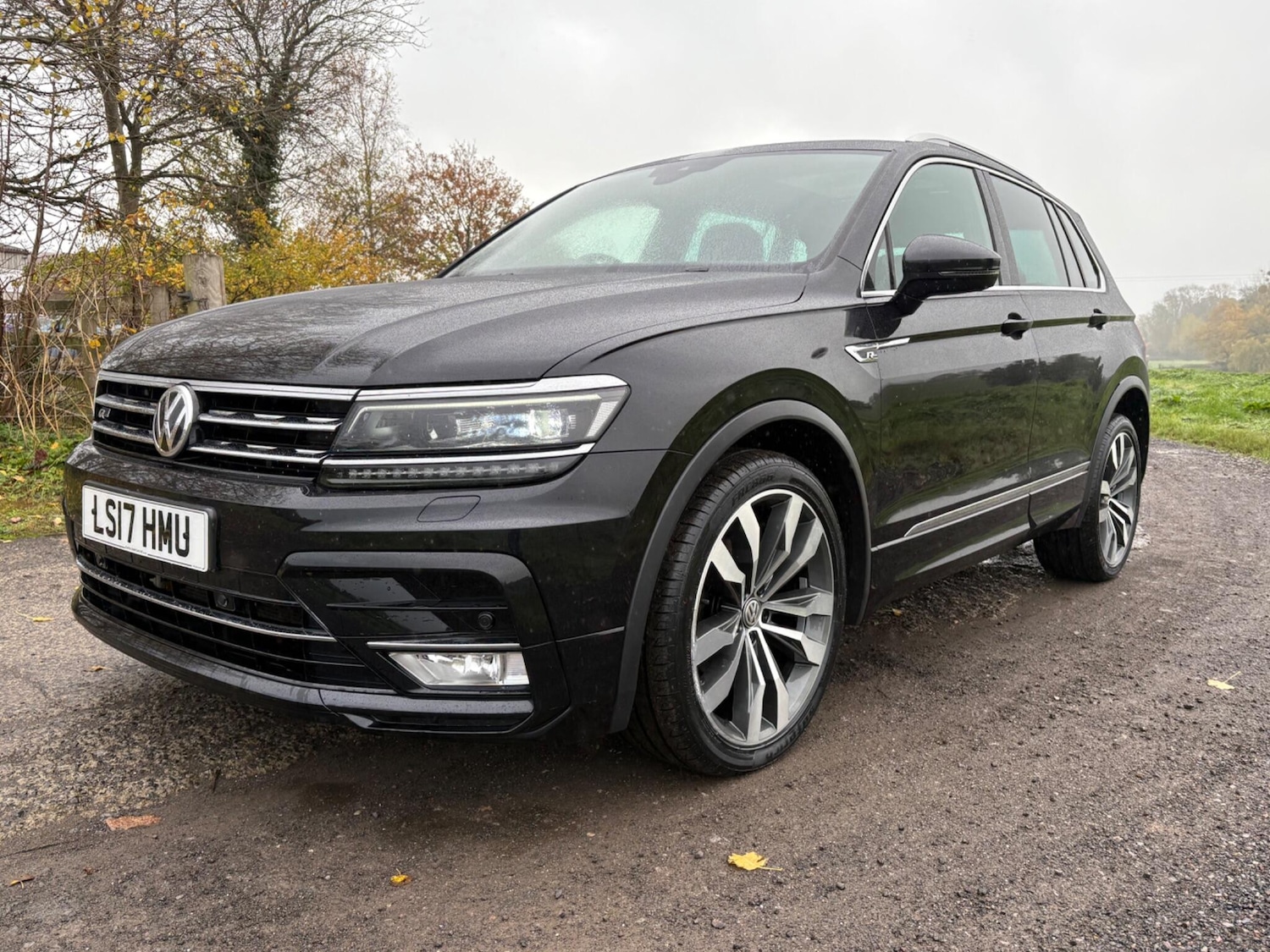 Used Volkswagen Tiguan 2017 for sale - 76514688: Photo 1