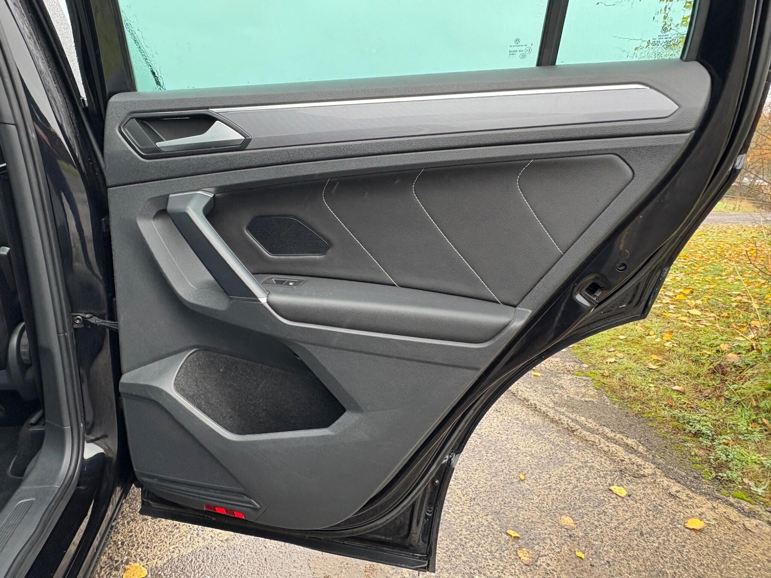 Used Volkswagen Tiguan 2017 for sale - 76514688: Photo 23