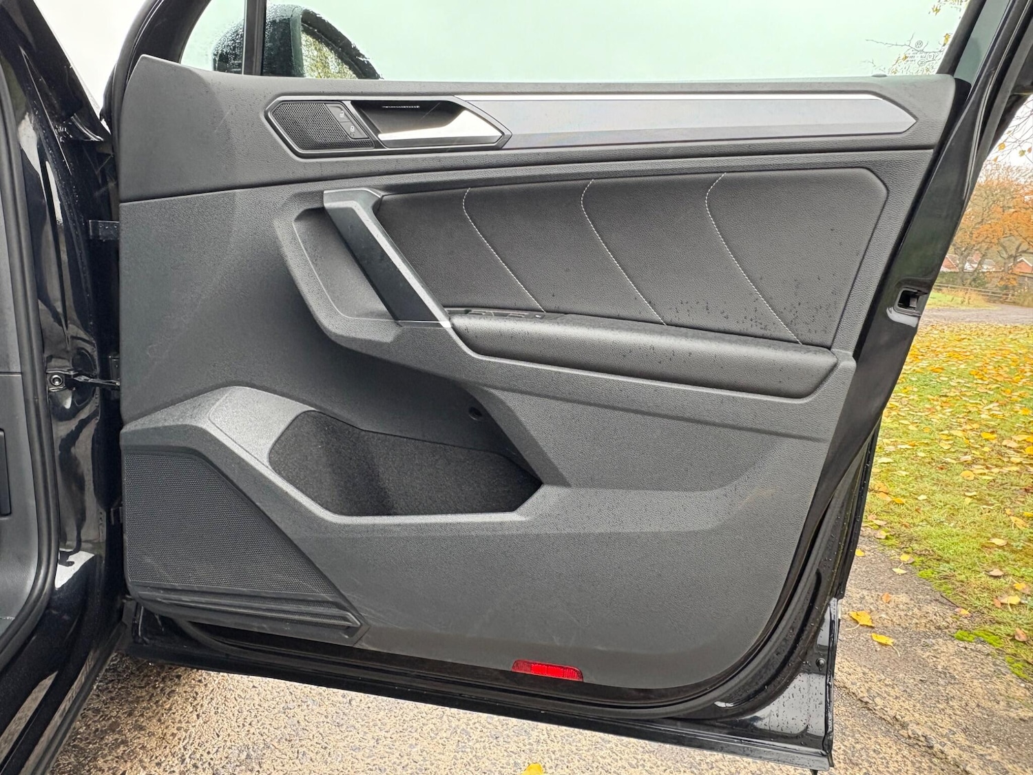 Used Volkswagen Tiguan 2017 for sale - 76514688: Photo 24