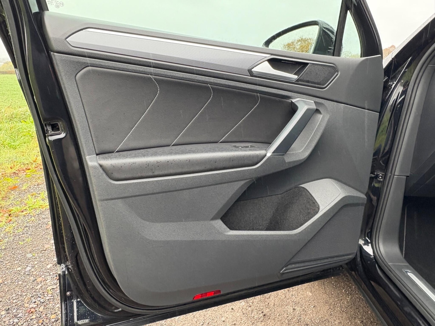 Used Volkswagen Tiguan 2017 for sale - 76514688: Photo 25