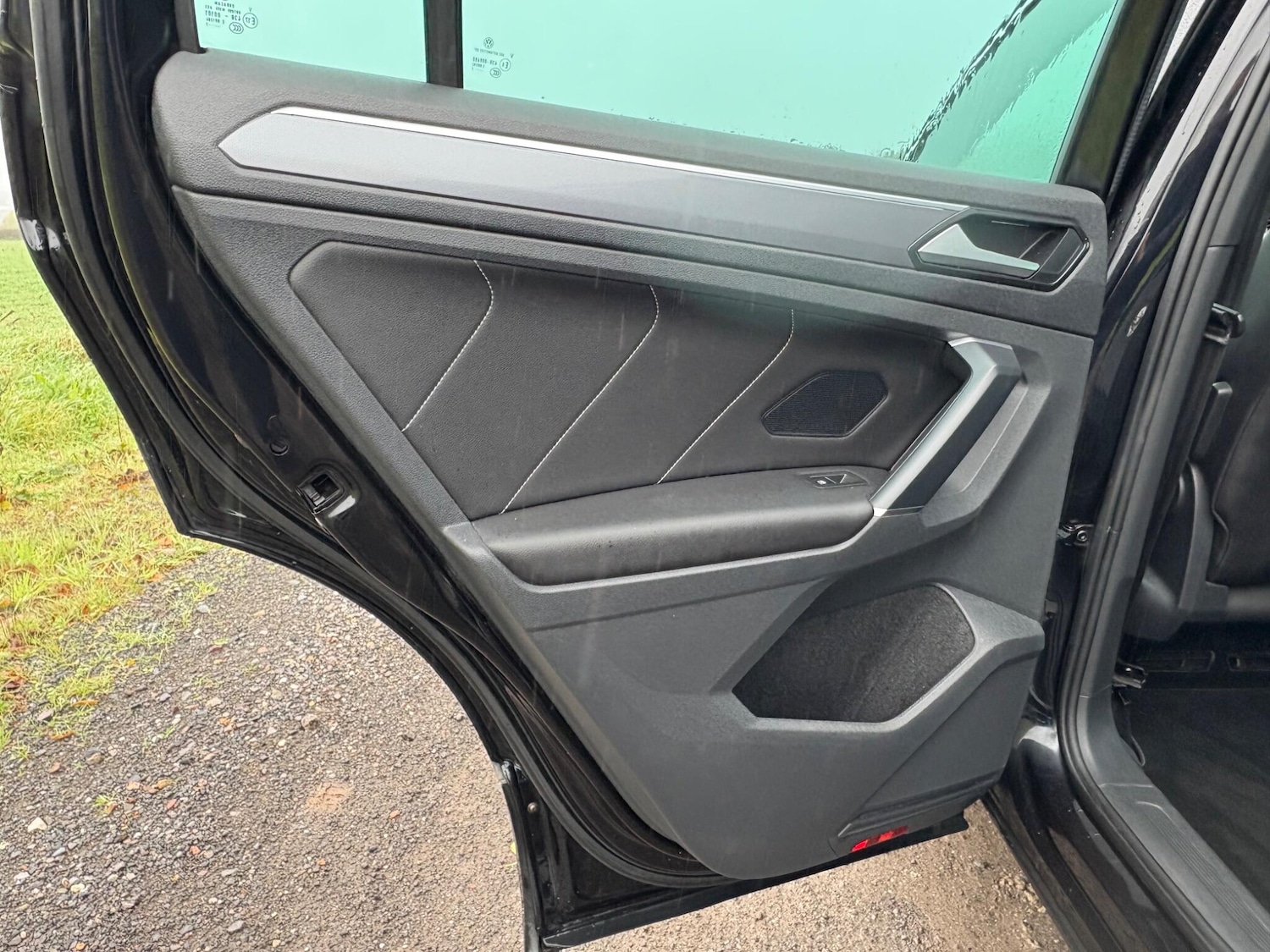 Used Volkswagen Tiguan 2017 for sale - 76514688: Photo 26