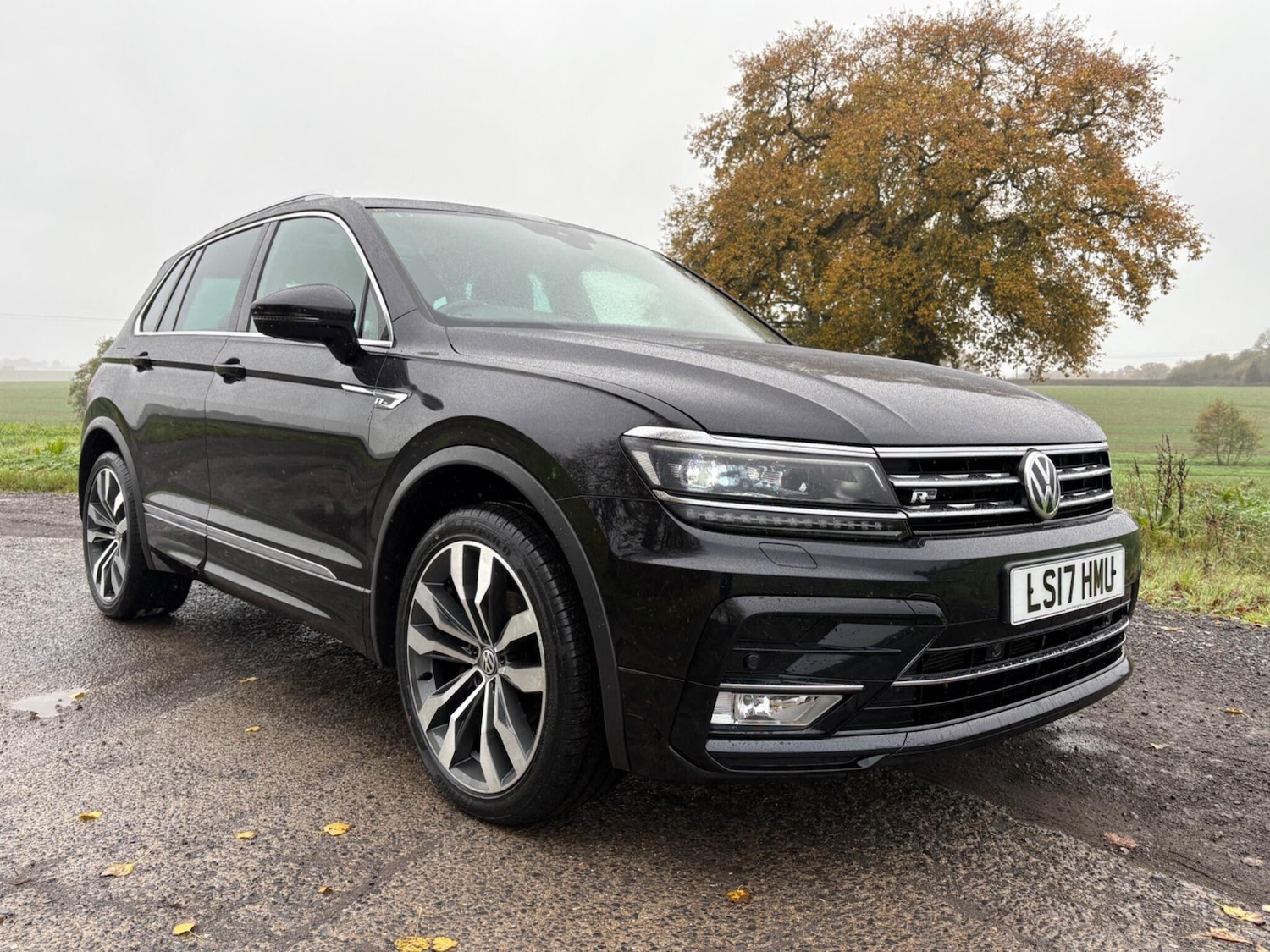 Used Volkswagen Tiguan 2017 for sale - 76514688: Photo 3