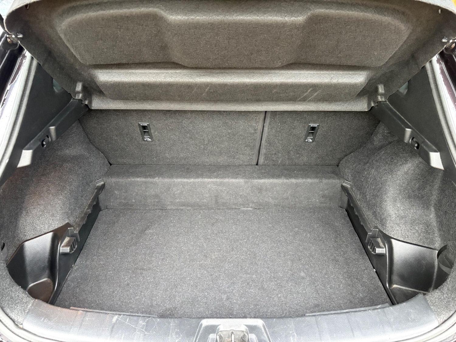 Used Nissan Qashqai 2015 for sale - 77499812: Photo 17