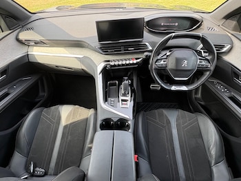 Used Peugeot 5008 2021 for sale - 78457463: Photo