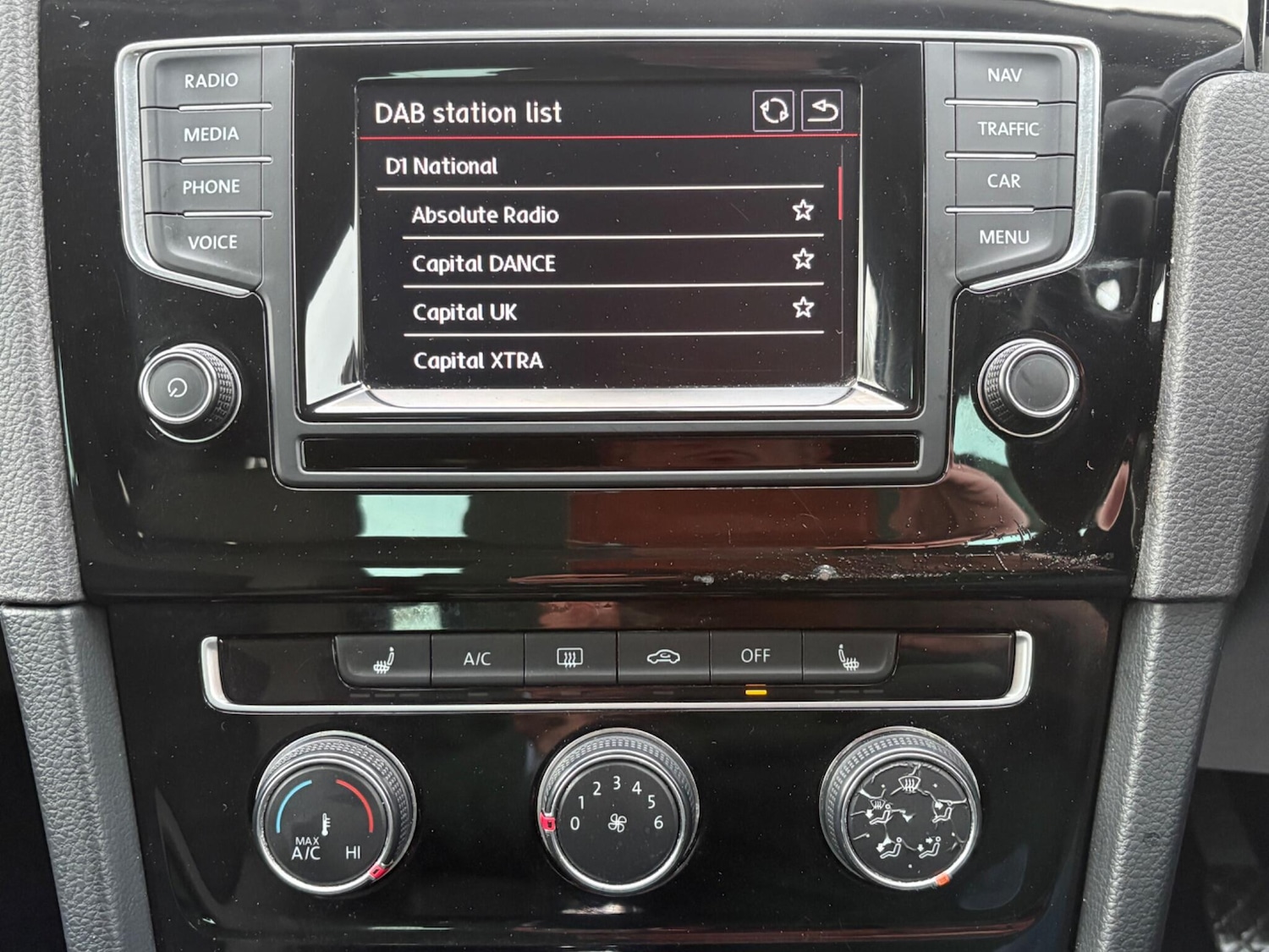 Used Volkswagen Golf 2014 for sale - 77740190: Photo 17