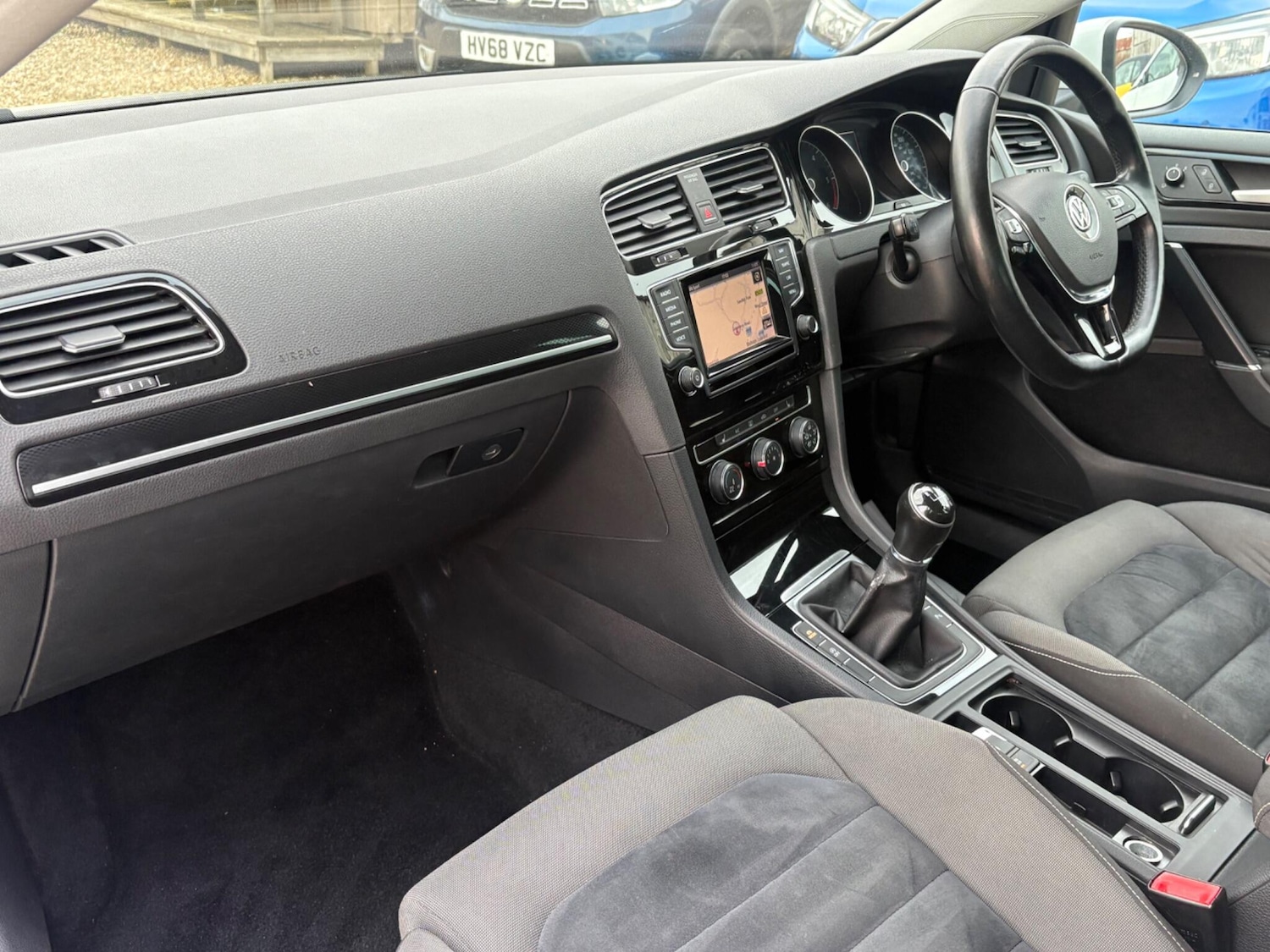 Used Volkswagen Golf 2014 for sale - 77740190: Photo 21