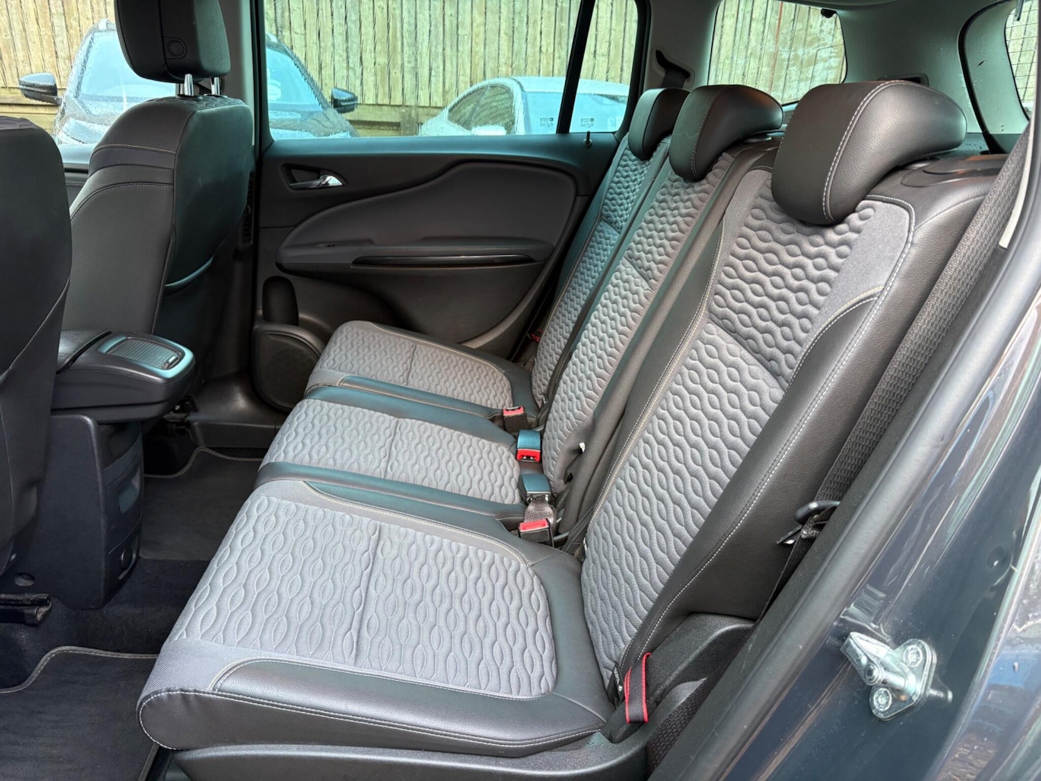 Used Vauxhall Zafira 2014 for sale - 77316125: Photo 13