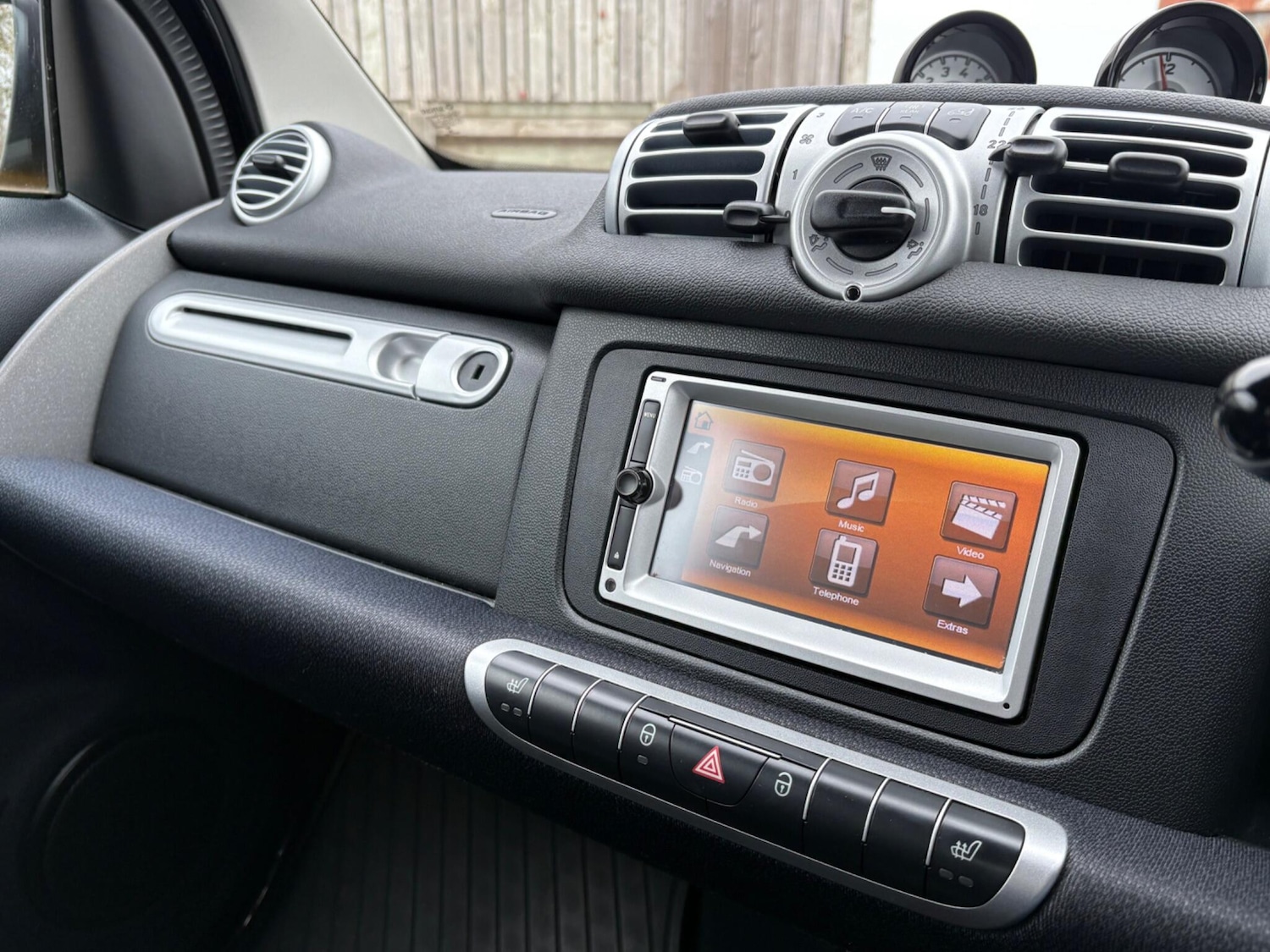 Used smart fortwo 2014 for sale - 77588674: Photo 18