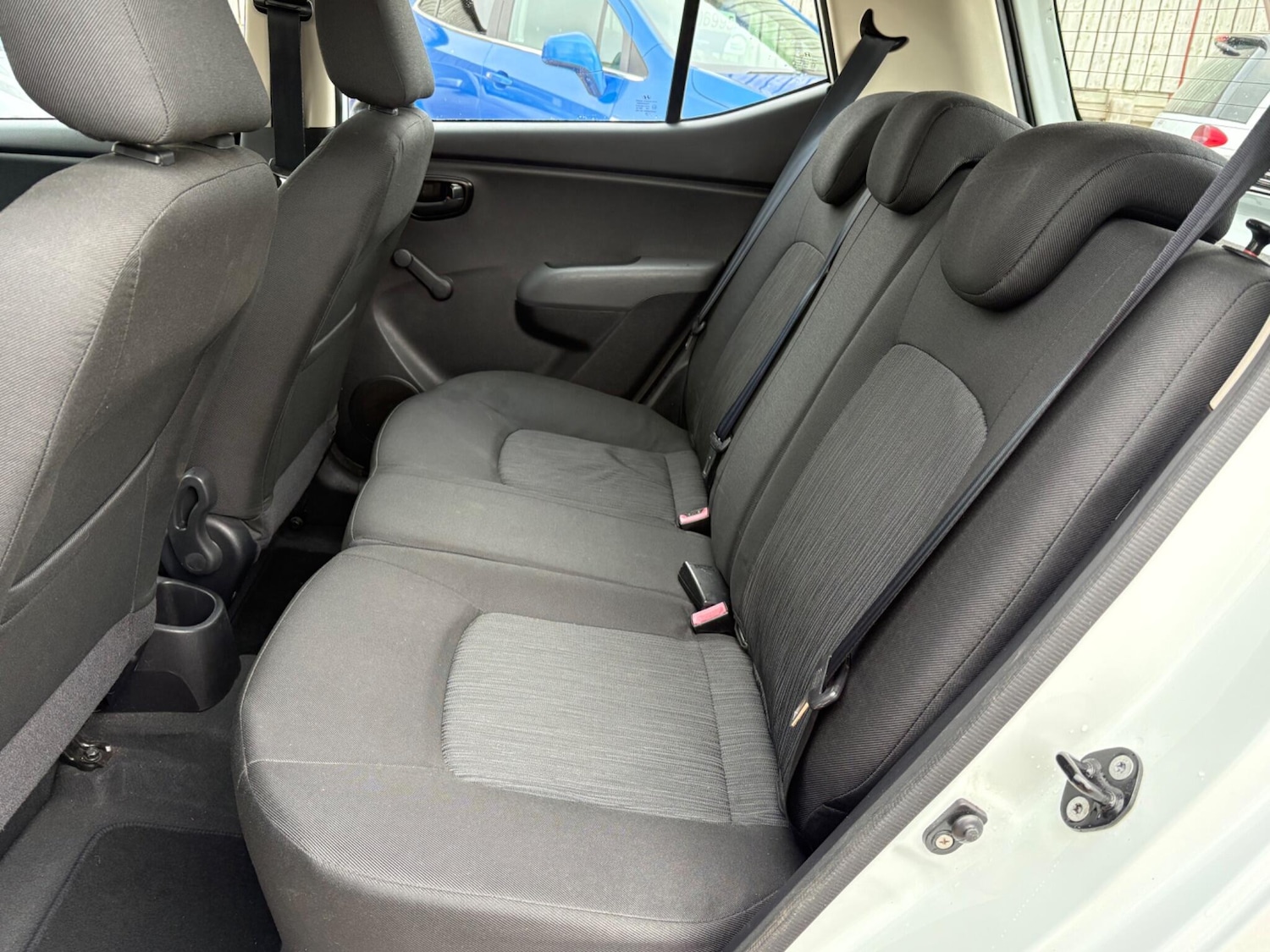 Used Hyundai i10 2011 for sale - 77740175: Photo 16