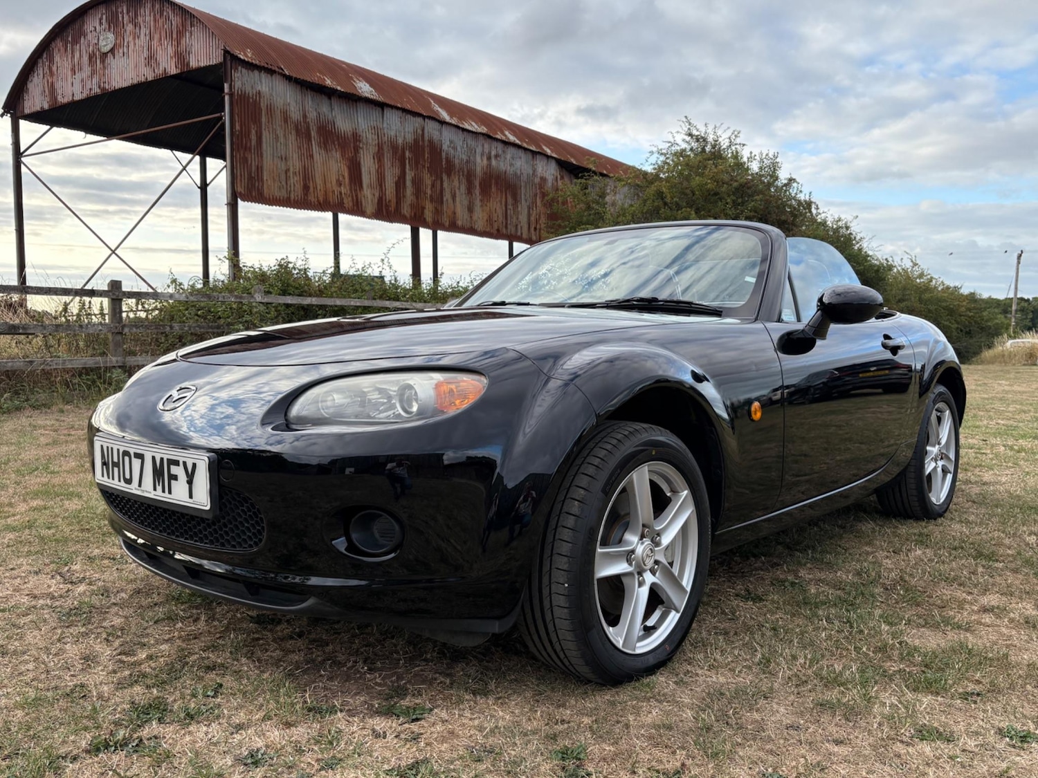 Used Mazda MX-5 2007 for sale - 76261750: Photo 1
