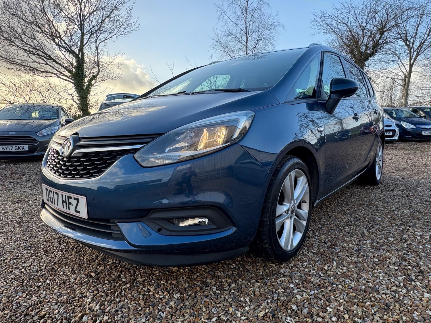 Used Vauxhall Zafira Tourer 2017 for sale - 76901644: Photo 1