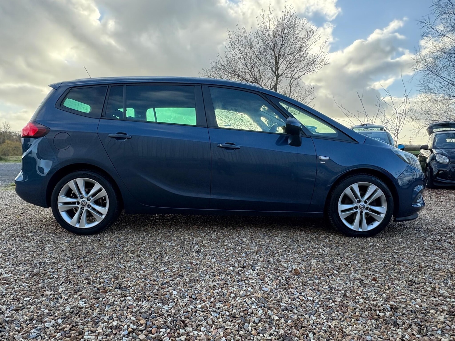 Used Vauxhall Zafira Tourer 2017 for sale - 76901644: Photo 10