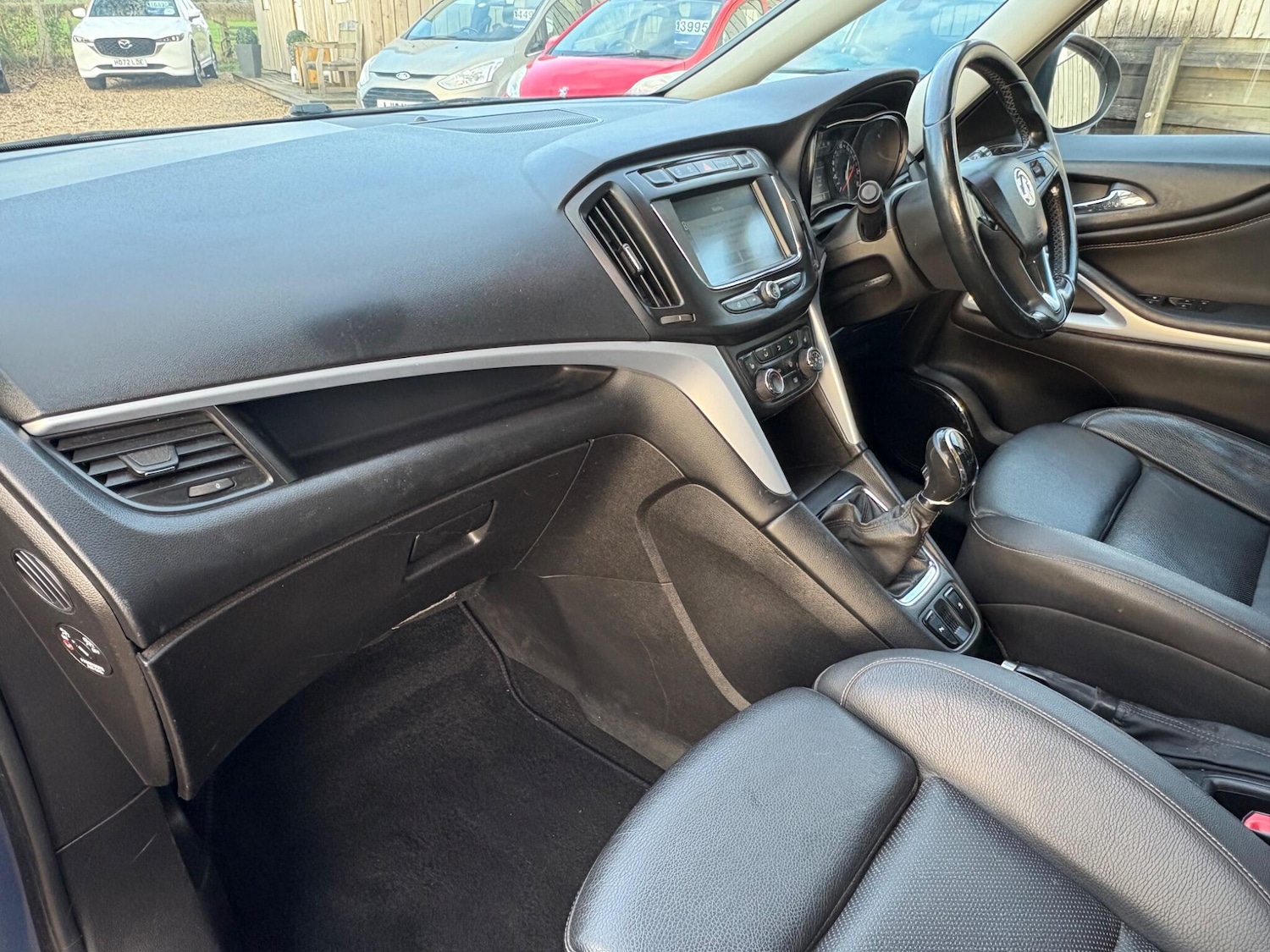 Used Vauxhall Zafira Tourer 2017 for sale - 76901644: Photo 12