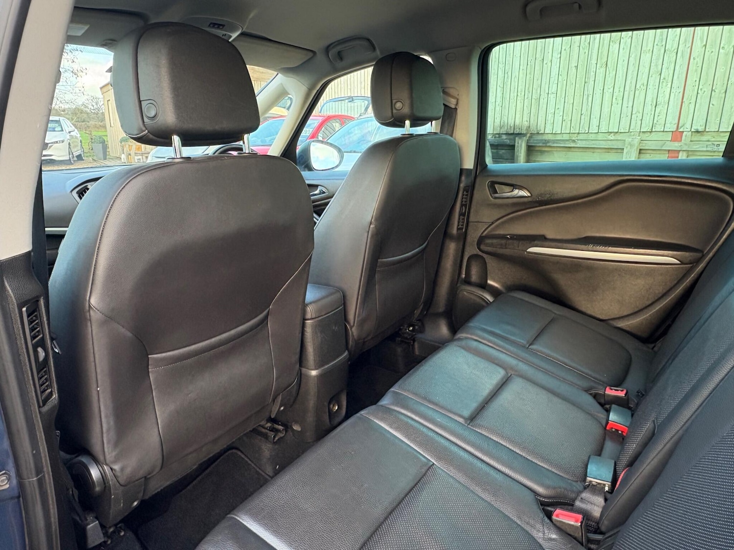 Used Vauxhall Zafira Tourer 2017 for sale - 76901644: Photo 14