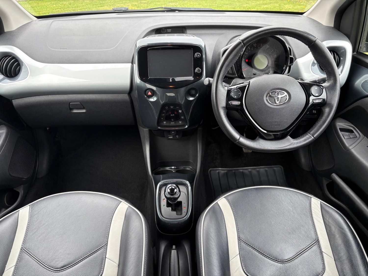 Used Toyota AYGO 2016 for sale - 77995202: Photo 2