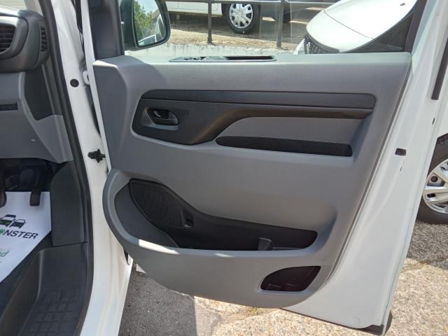 Used Vauxhall Vivaro 2020 for sale - 76452989: Photo 25