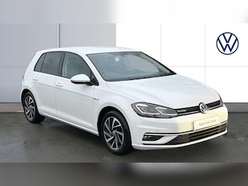 Used Volkswagen Golf 2020 for sale - 77106396: Photo
