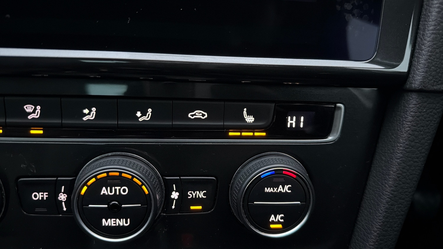 Used Volkswagen Golf 2020 for sale - 77106396: Photo 24