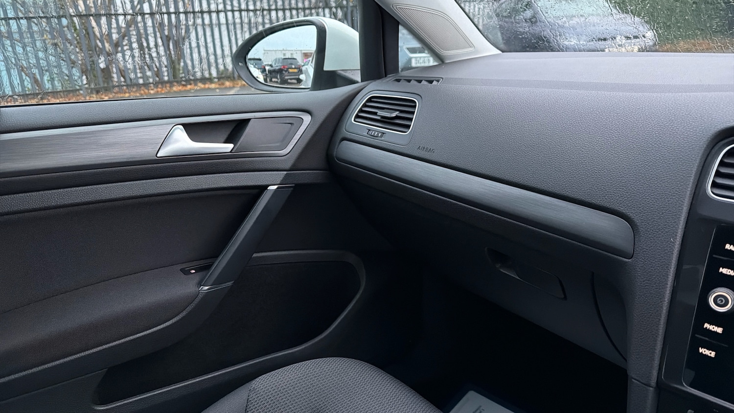 Used Volkswagen Golf 2020 for sale - 77106396: Photo 29