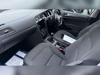 Used Volkswagen Golf 2020 for sale - 77106396: Photo