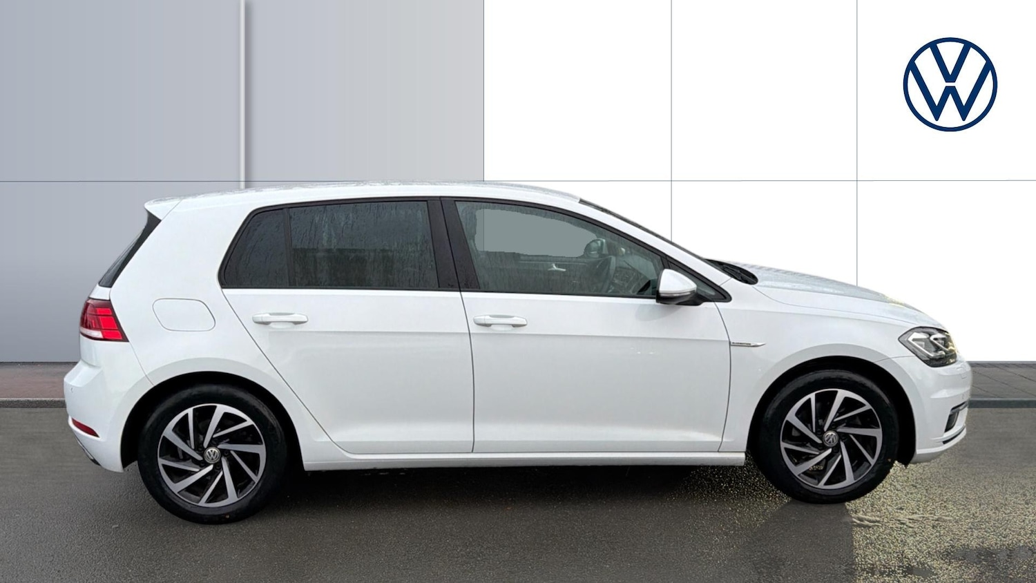 Used Volkswagen Golf 2020 for sale - 77106396: Photo 4