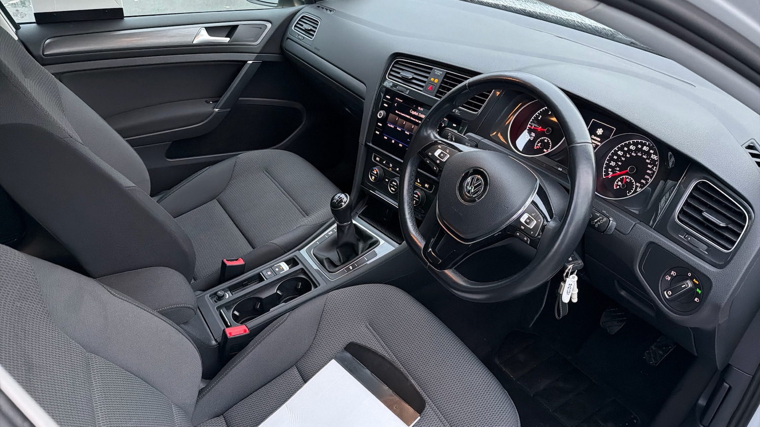 Used Volkswagen Golf 2020 for sale - 77106396: Photo 6