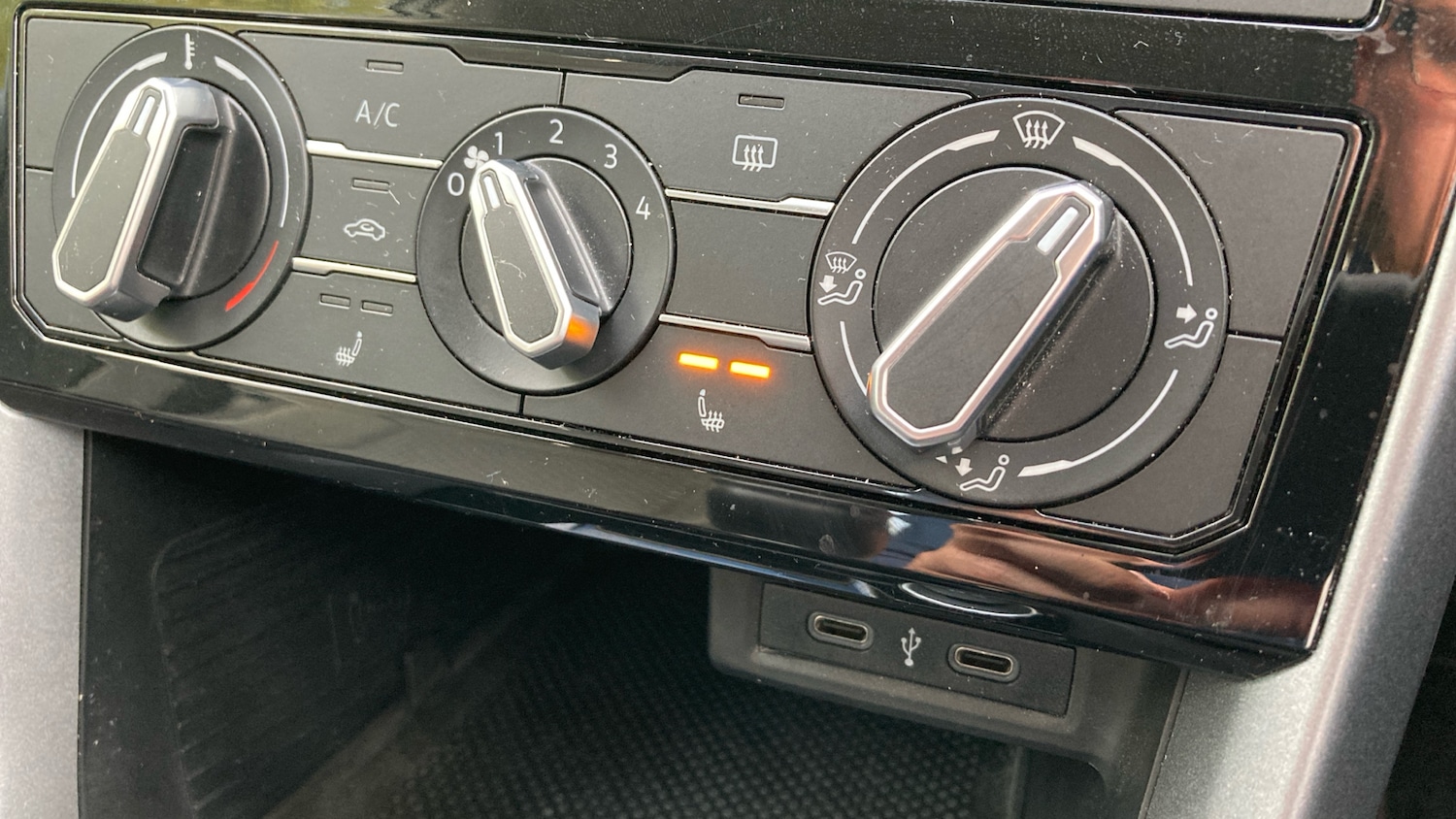 Used Volkswagen T-Cross 2021 for sale - 76355414: Photo 24