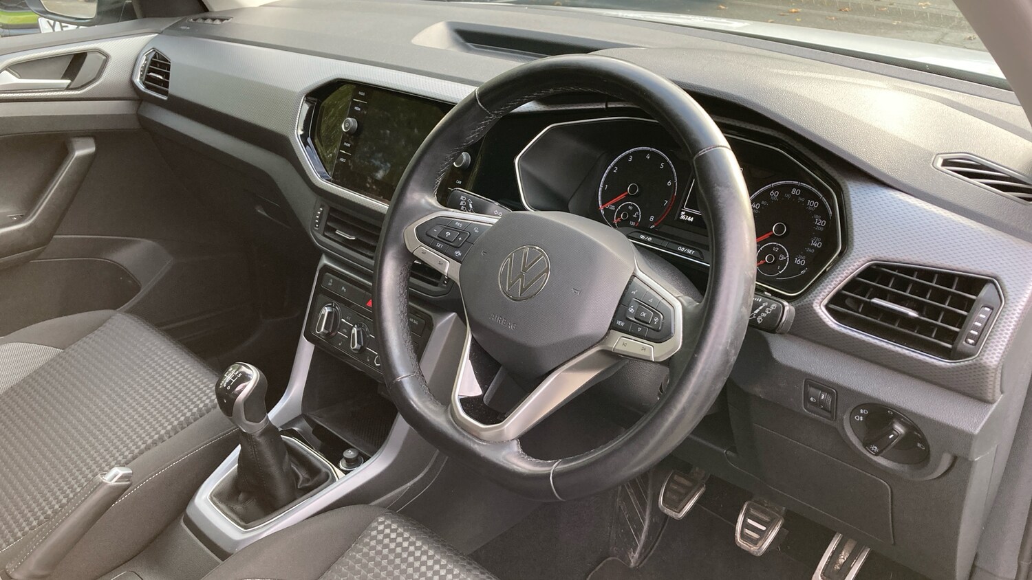 Used Volkswagen T-Cross 2021 for sale - 76355414: Photo 6