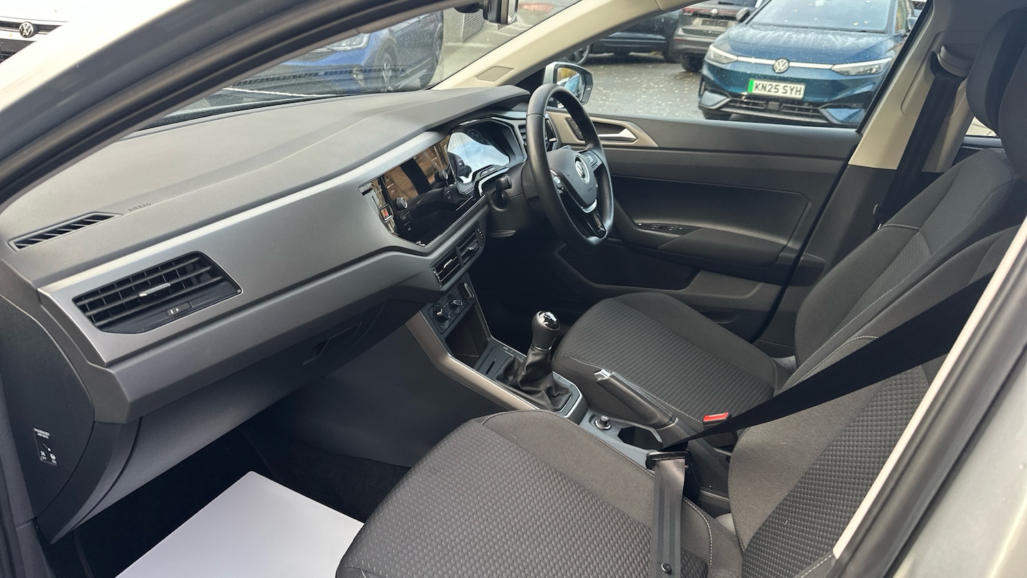 Used Volkswagen Polo 2021 for sale - 76836913: Photo 2