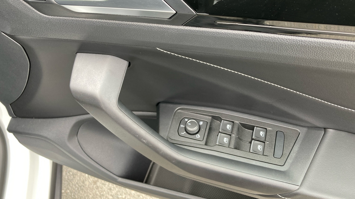 Used Volkswagen T-Roc 2025 for sale - 76075746: Photo 19