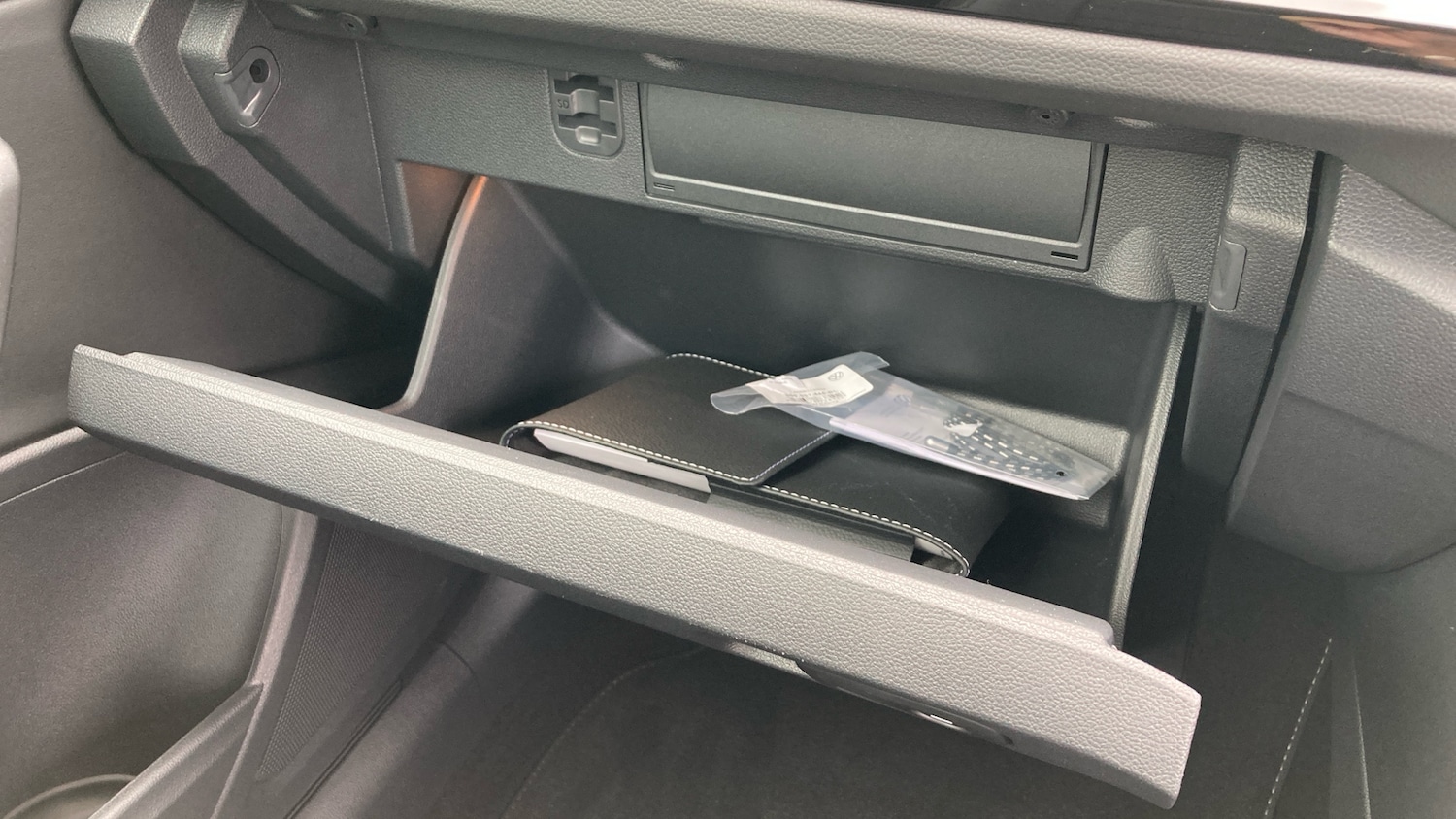 Used Volkswagen T-Roc 2025 for sale - 76075746: Photo 22