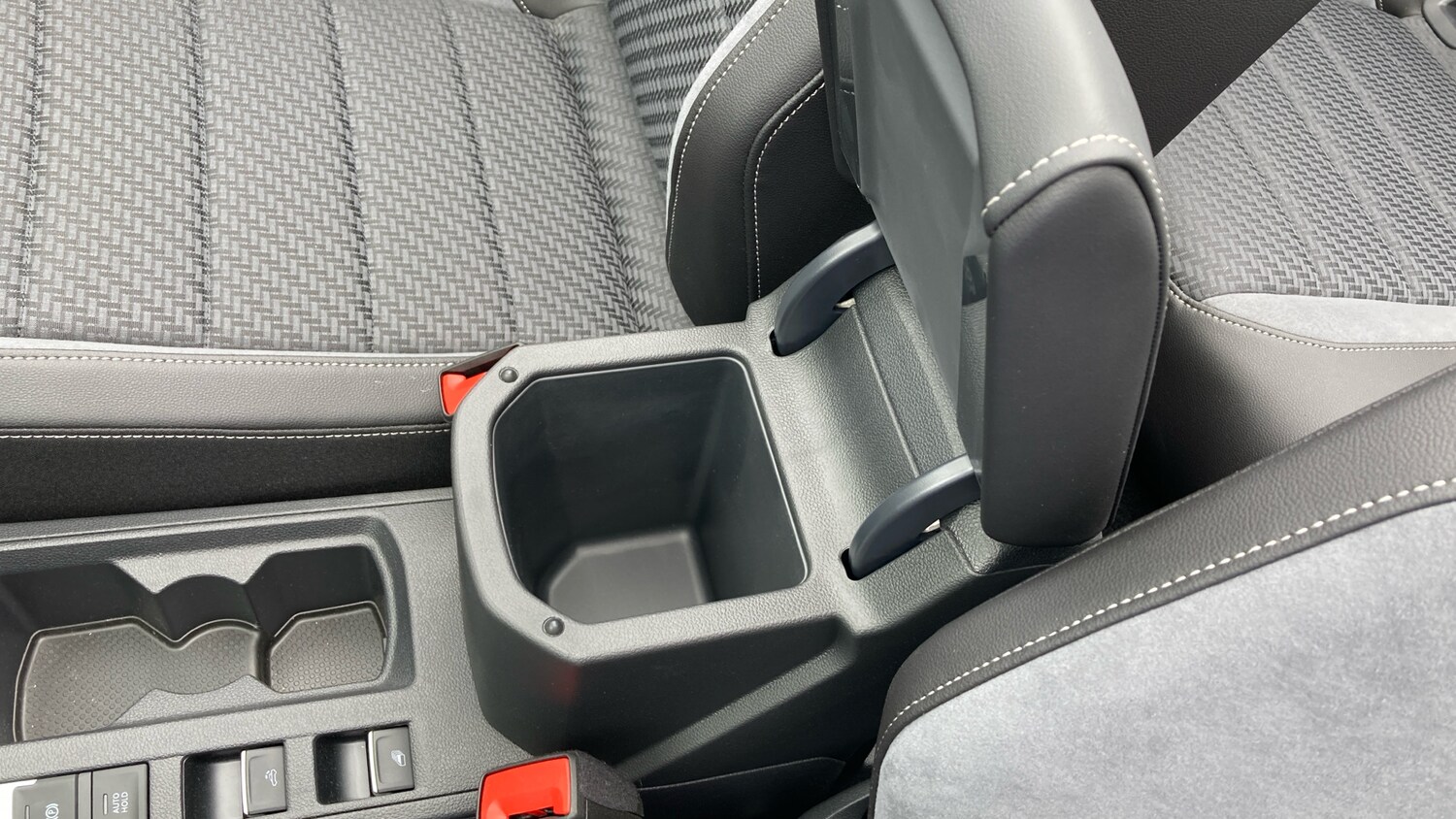 Used Volkswagen T-Roc 2025 for sale - 76075746: Photo 29