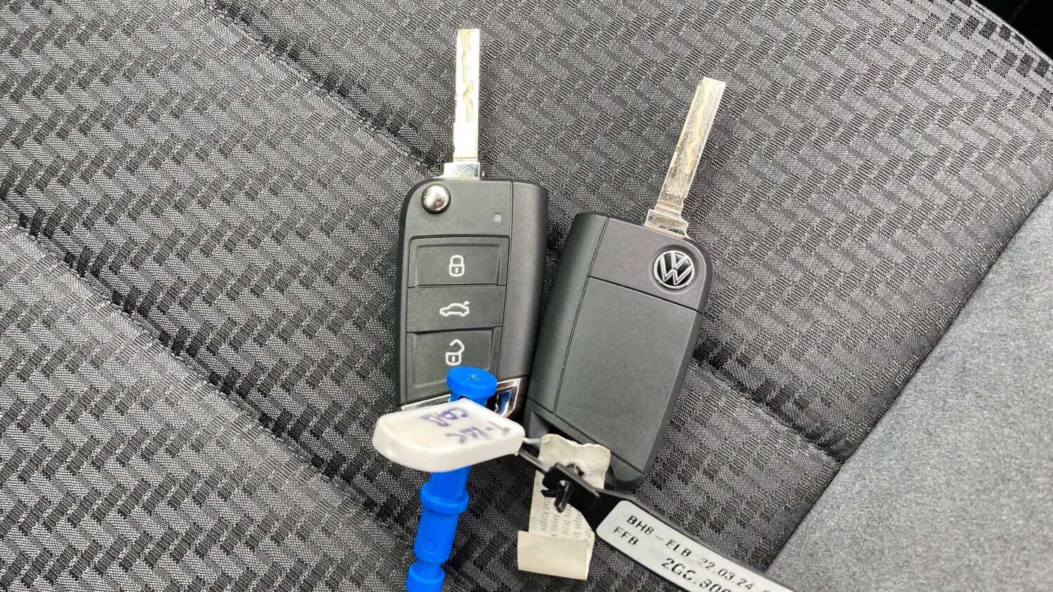 Used Volkswagen T-Roc 2025 for sale - 76075746: Photo 33