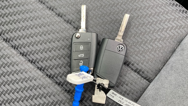 Used Volkswagen T-Roc 2025 for sale - 76075746: Photo 33